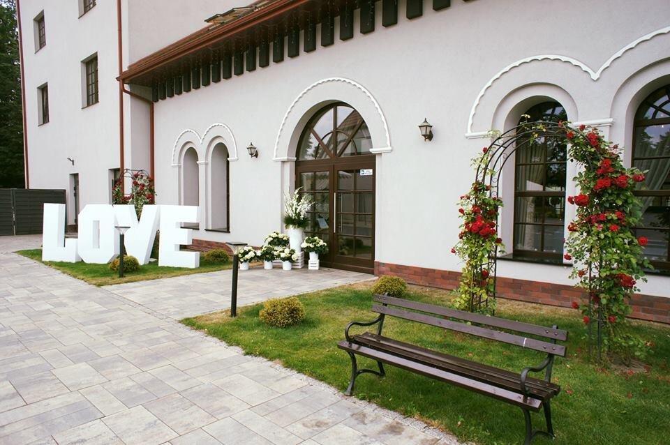 Lokal użytkowy na sprzedaż Tychy  713m2 Foto 2