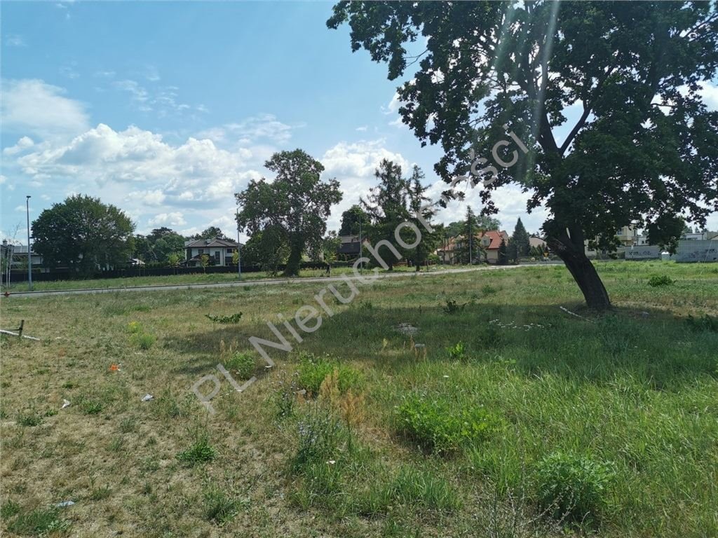 Działka usługowa 4 942 m² w Wilanowie – inwestycja pod handel i usługi Warszawa, Wilanów  4 942m2 Foto 1