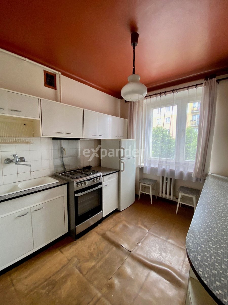 Mieszkanie trzypokojowe na sprzedaż Częstochowa  56m2 Foto 1