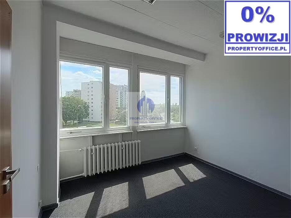 Nowoczesny lokal biurowy 29,7 m2 z dostępem do światła Warszawa, Praga-Południe, Ostrobramska  30m2 Foto 1