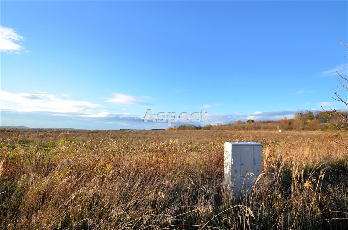 Działka inna na sprzedaż Dobieszowice  672m2 Foto 1
