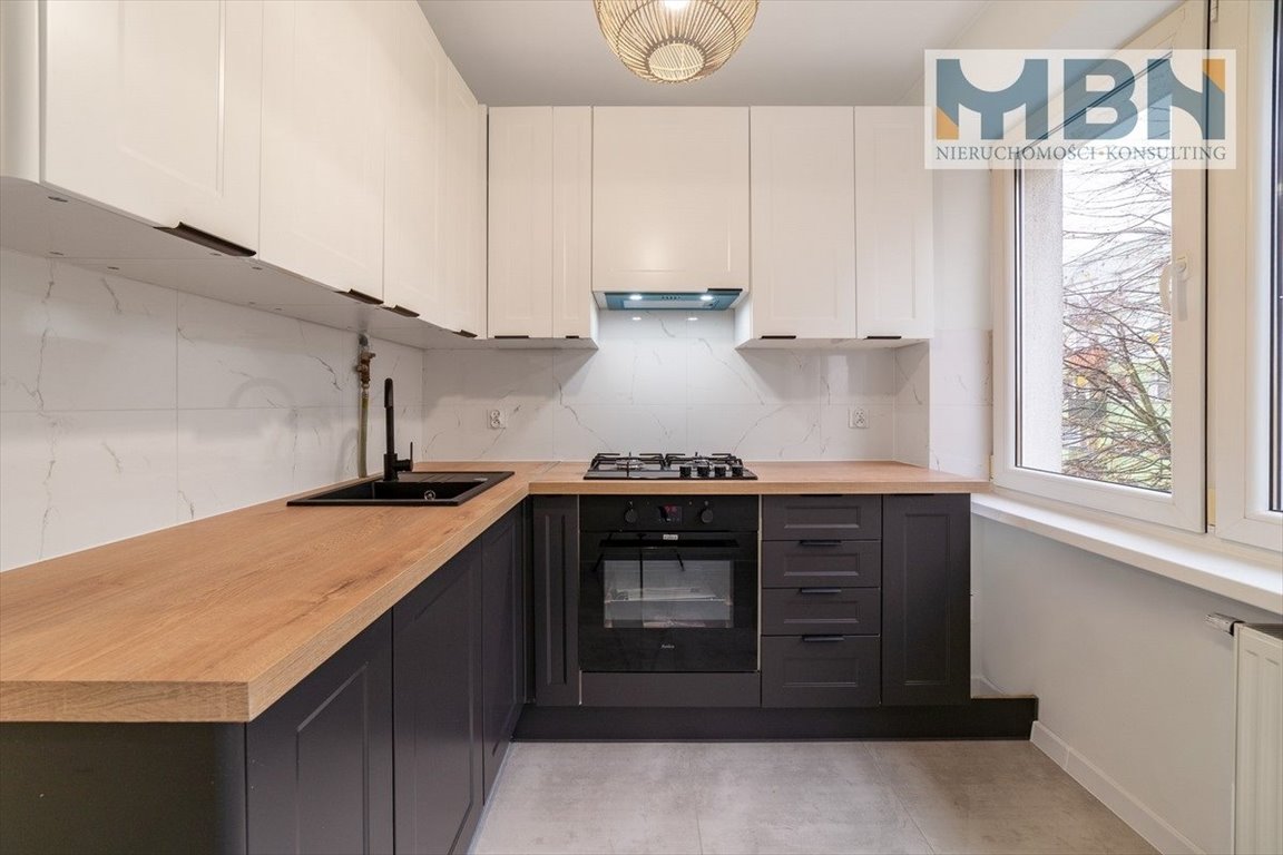 Mieszkanie trzypokojowe na sprzedaż Giżycko, Giżycko  49m2 Foto 1