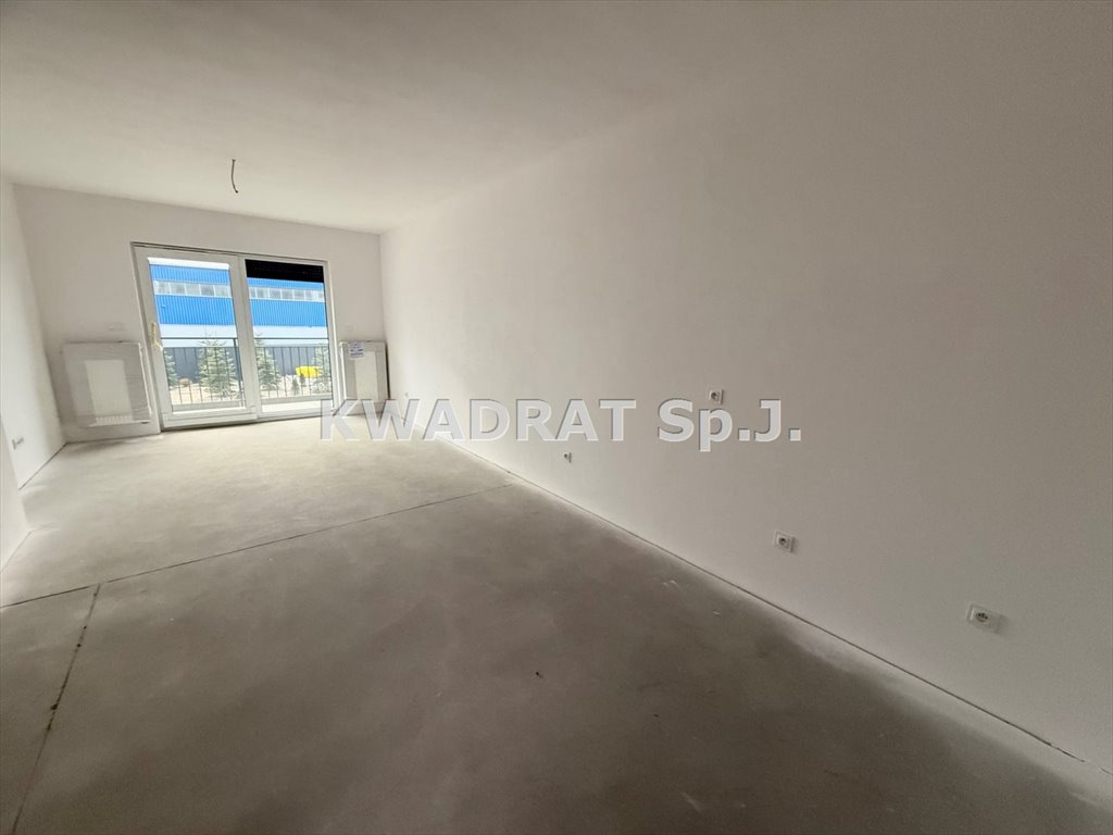 Mieszkanie trzypokojowe na sprzedaż Kępno  54m2 Foto 1