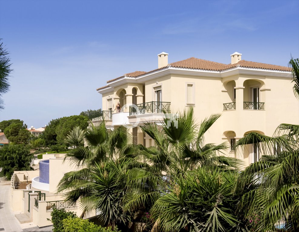 Dom z prywatnym basenem i widokiem na Morze Śródziemne Cypr, Coral Bay, Coral Bay  343m2 Foto 1