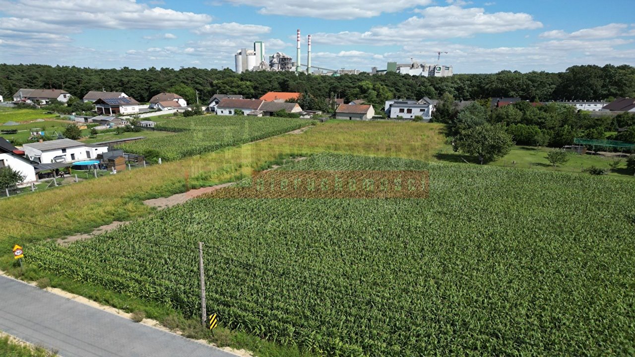 Działka inna na sprzedaż Chorula  1 250m2 Foto 1