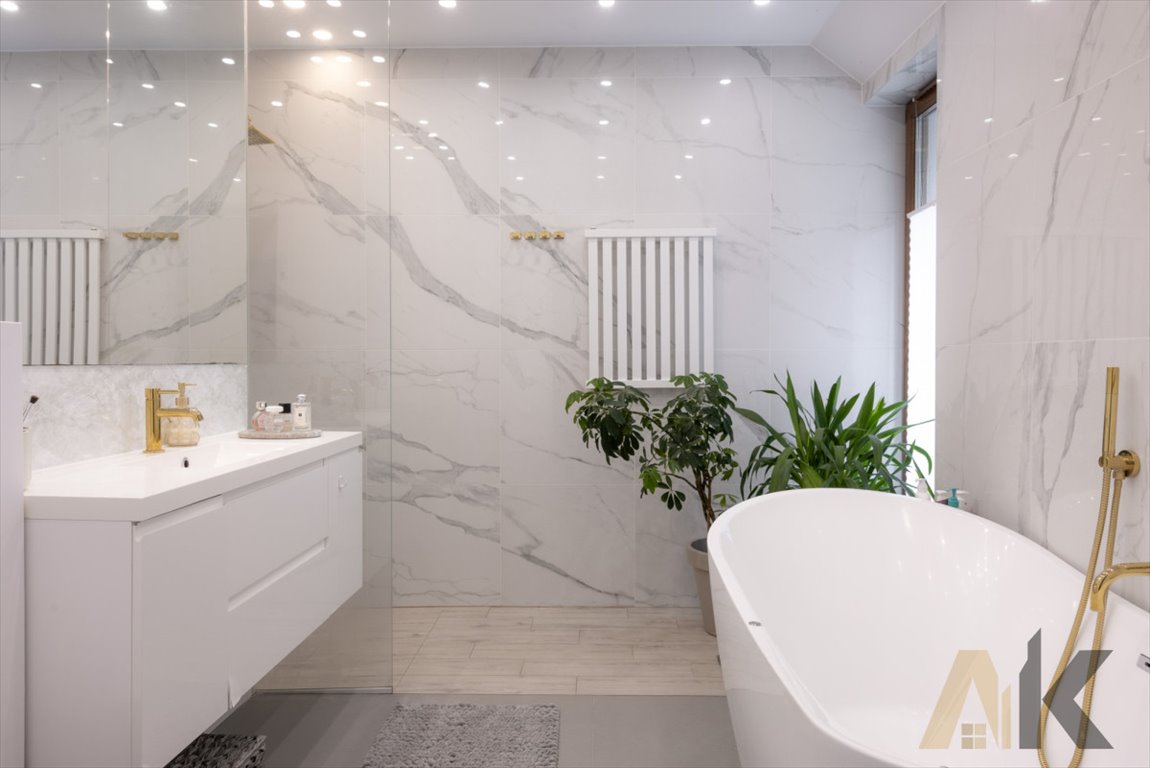 Dom na sprzedaż Nowy Sącz, Stadnickich  122m2 Foto 1