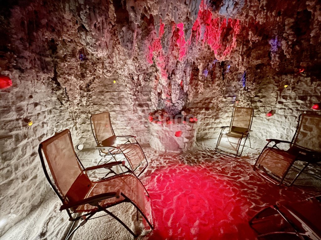 Lokal usługowy 125 m2 z grotą solną, duża witryna Częstochowa, Aleja Kościuszki  125m2 Foto 1