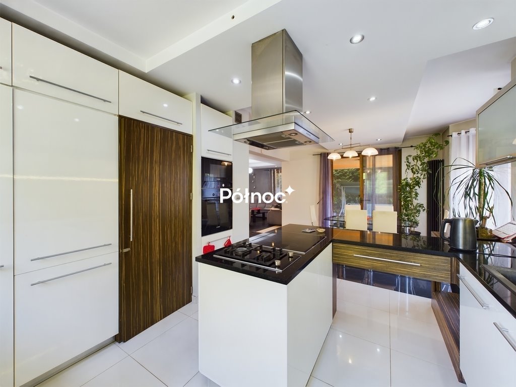 Przestronny dom 300 m² z garażem i dużą działką 20 arów Brzoskwinia, Kamyk  300m2 Foto 1