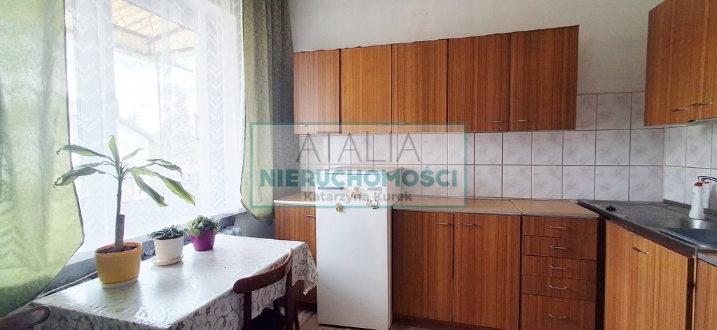 Mały dom 70 m² z garażem i potencjałem - polecam! Jaktorów  120m2 Foto 1