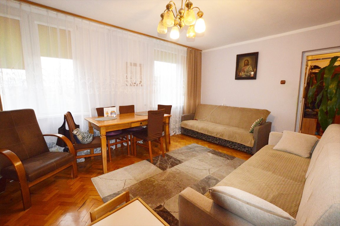 Zapraszam do obejrzenia rozkładowego 3-pokojowego mieszkania 56 m² z balkonem i pełnymi mediami miejskimi Wrocław, Krzyki, Skwierzyńska  56m2 Foto 1