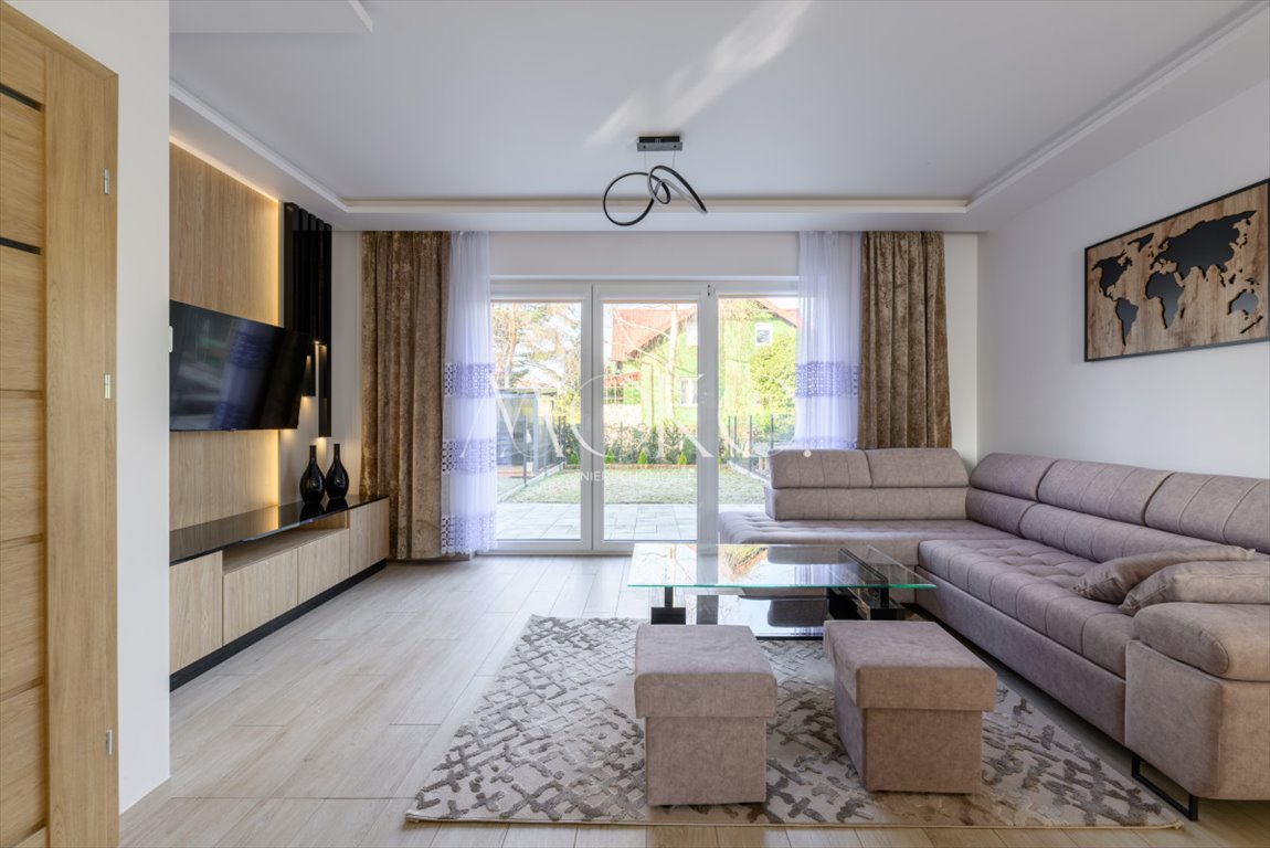 Nowoczesny dom szeregowy 78,75 m² z klimatyzacją i pełnym wyposażeniem Grodzisk Mazowiecki, Szwedzka  79m2 Foto 1