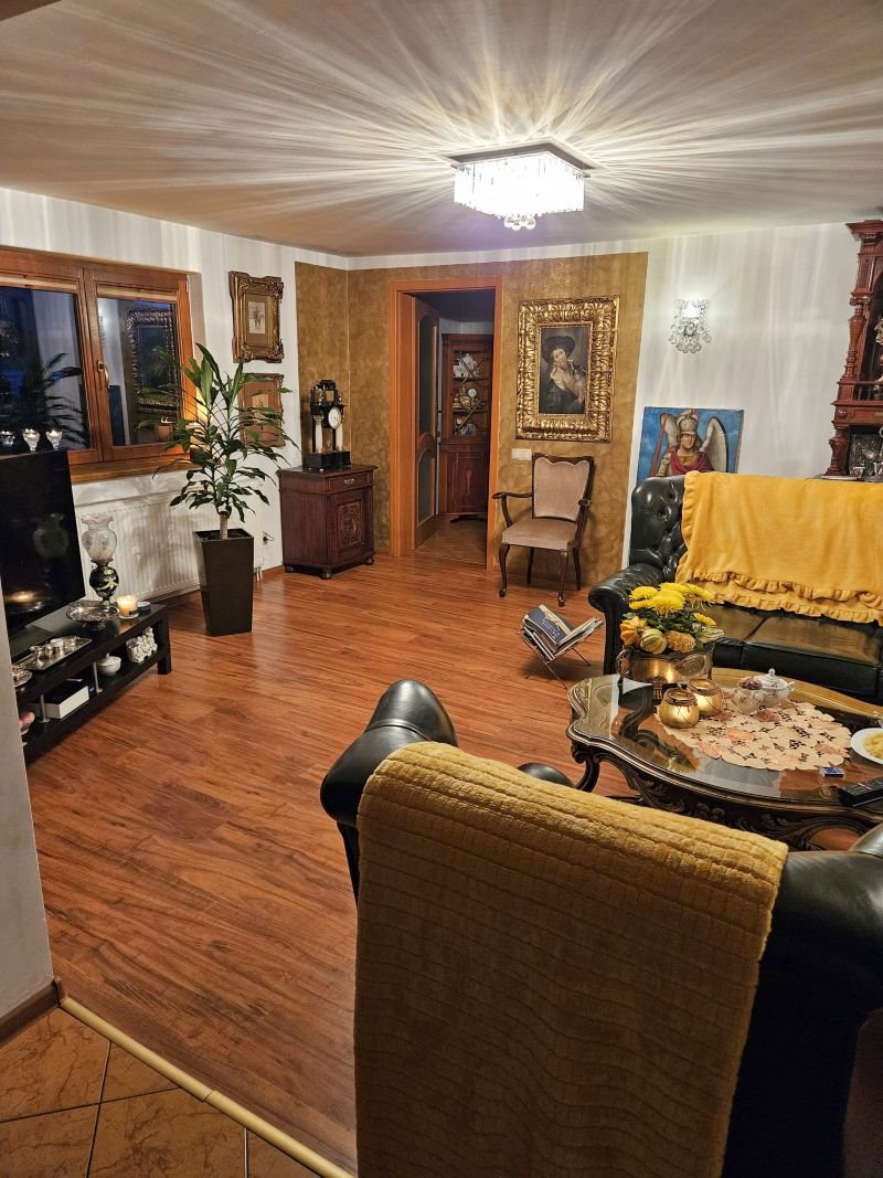 Dom na sprzedaż Ustroń, Ustroń  333m2 Foto 7