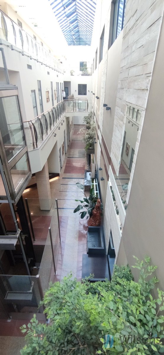 Nowoczesny biurowiec 185 m² przy al. Krakowskiej - zapraszam Warszawa, Włochy Okęcie, Aleja Krakowska  185m2 Foto 1