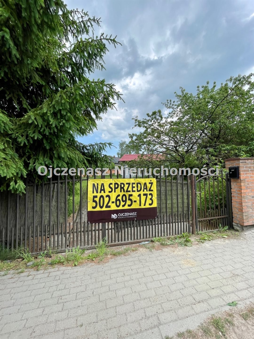 Dom do remontu w centrum Dobrcza, 747 m² działki Dobrcz  747m2 Foto 1