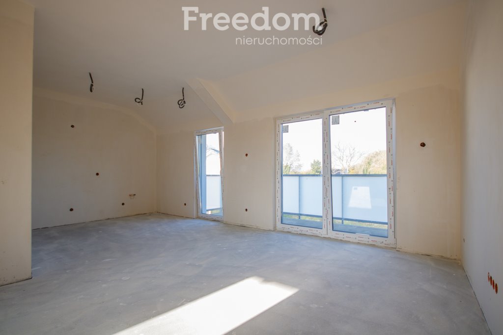 Mieszkanie trzypokojowe na sprzedaż Pszczółki  65m2 Foto 1