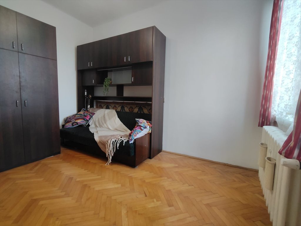 Polecam kawalerkę 22 m² z potencjałem na Osiedlu Stalowe Osiedle Stalowe, 5  22m2 Foto 1