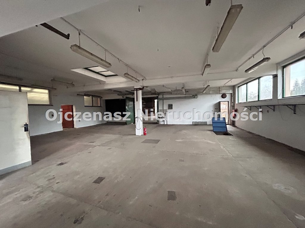 Hala 459 m² z biurami i zadaszoną wiatą, ogrzewanie, ogrodzenie Niemcz  459m2 Foto 1