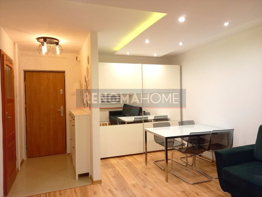 Kawalerka 27m² z piwnicą, blisko szkół i komunikacji Świdnica  27m2 Foto 1