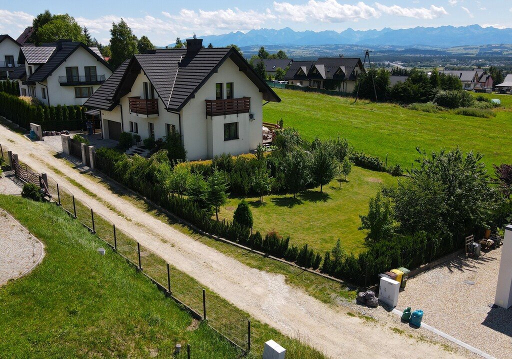 Nowy Targ, dom 274 m2 z ogrodem i nowoczesnym wyposażeniem Nowy Targ, os. Niwa  275m2 Foto 1