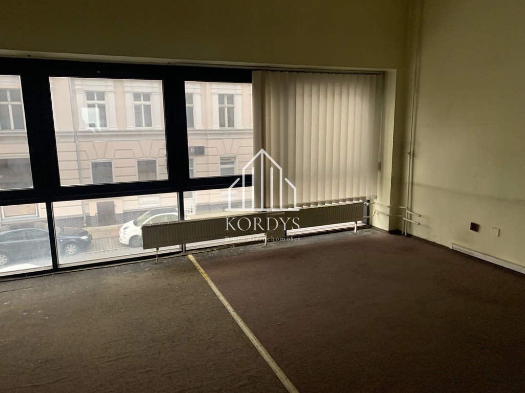 Lokal użytkowy na sprzedaż Szczecin  74m2 Foto 2