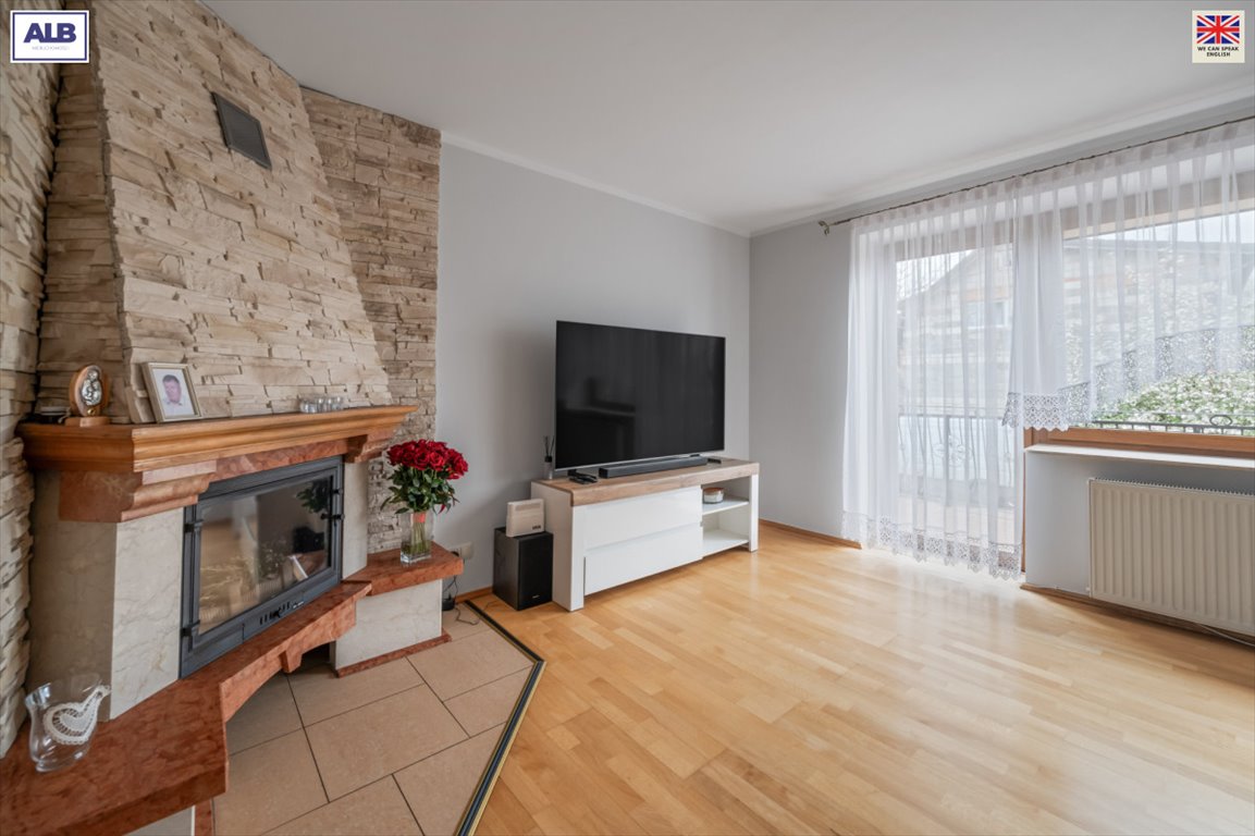 Zapraszam do obejrzenia przestronnego domu 220 m² z garażem i ogrodem Ostaszewo, Kwiatowa  220m2 Foto 1