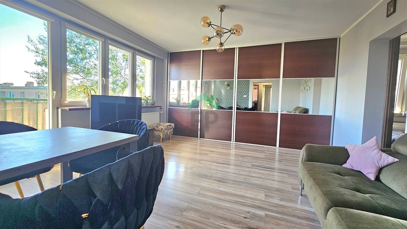 Mieszkanie trzypokojowe na sprzedaż Częstochowa, Tysiąclecie  56m2 Foto 1