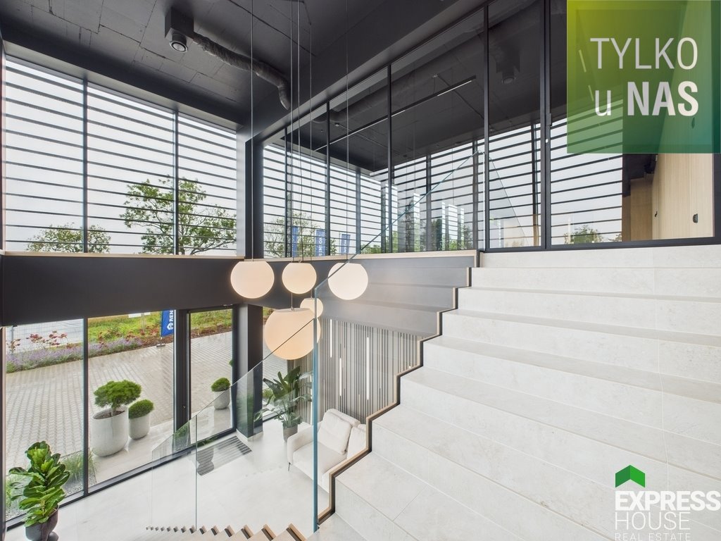 Lokal użytkowy na wynajem Grabówka, szosa Baranowicka  130m2 Foto 1