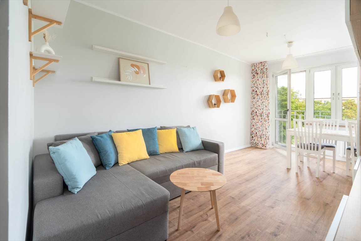 3-pokojowe mieszkanie 47 m2 na Winogradach - balkon i piwnica Osiedle Zwycięstwa, 23L  47m2 Foto 1