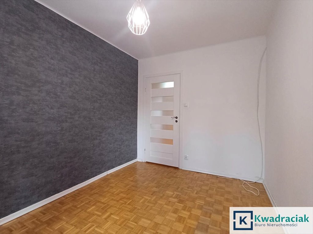 Mieszkanie dwupokojowe na wynajem Krosno, Podchorążych  40m2 Foto 2