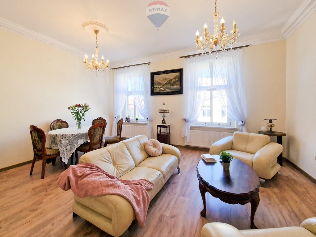 Mieszkanie dwupokojowe na sprzedaż Tarnowskie Góry, Zamkowa  89m2 Foto 9