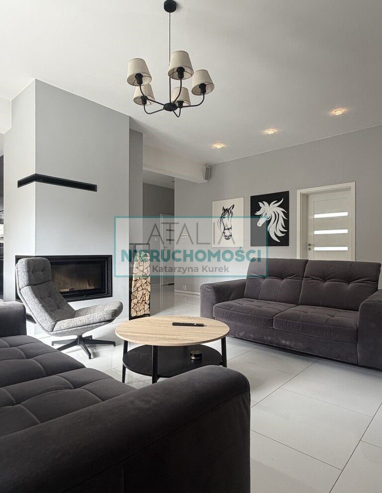 Sprzedam dom 132 m² z garażem i ogrodem w Grodzisku Grodzisk Mazowiecki  132m2 Foto 1
