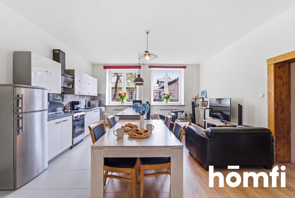 Przestronne 66 m² z ogródkiem i kominkiem w Żywcu Żywiec, Grunwaldzka  66m2 Foto 1