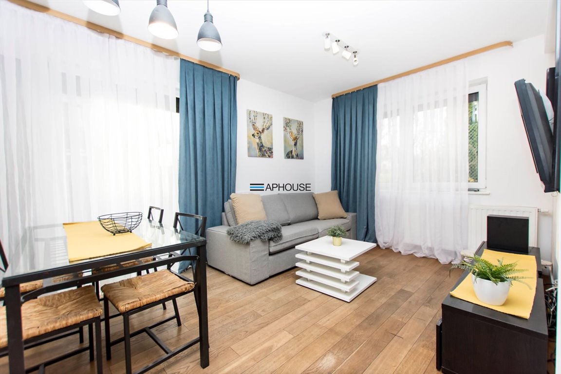 Mieszkanie czteropokojowe  na wynajem Modlniczka, Słowiańska  67m2 Foto 1