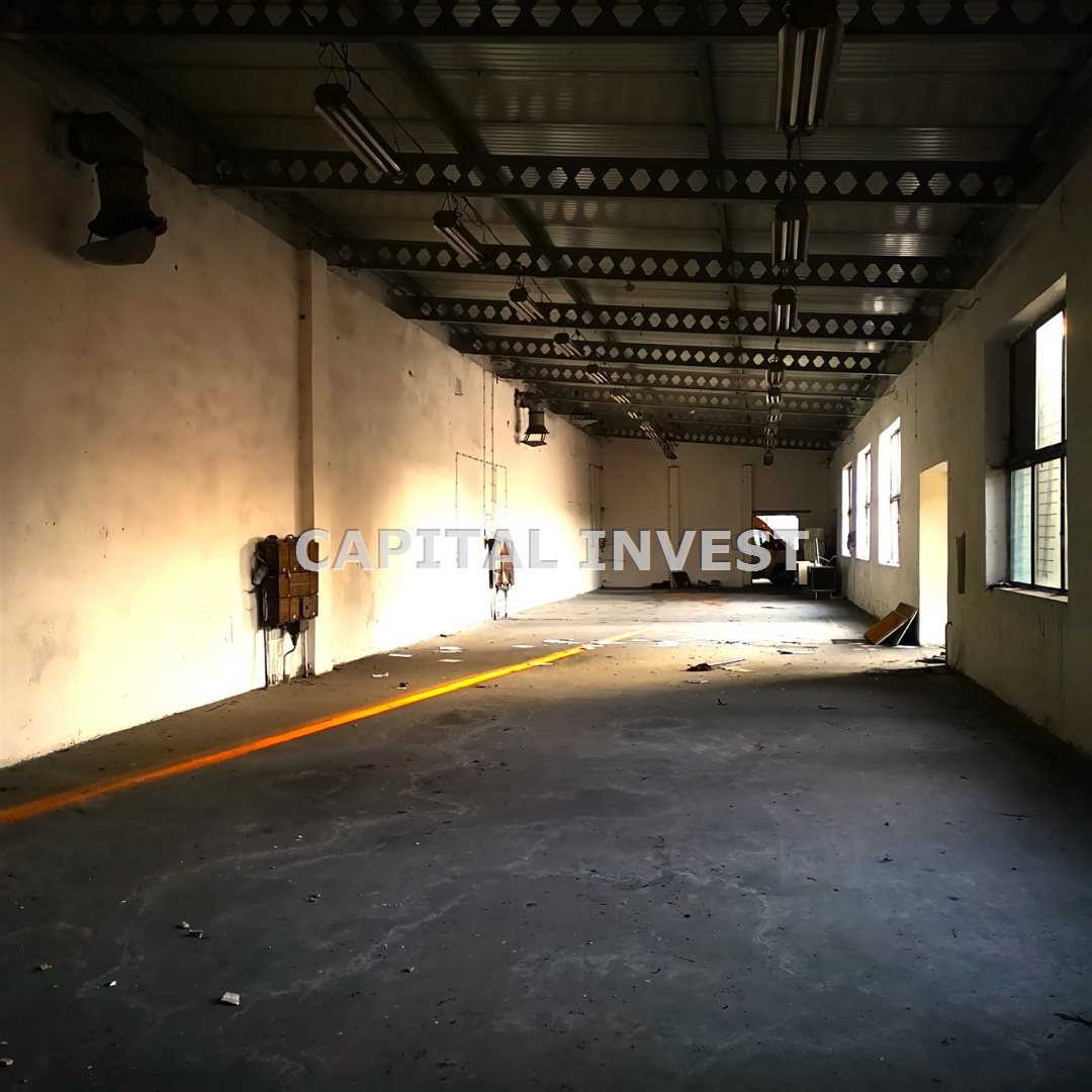 Magazyn na sprzedaż Koło  1 300m2 Foto 1