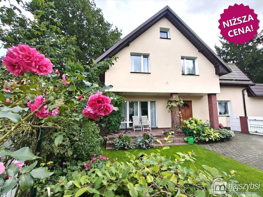 Zapraszam do obejrzenia unikatowego domu 216 m² z garażami i lokalem użytkowym Płoty, Centrum  216m2 Foto 1