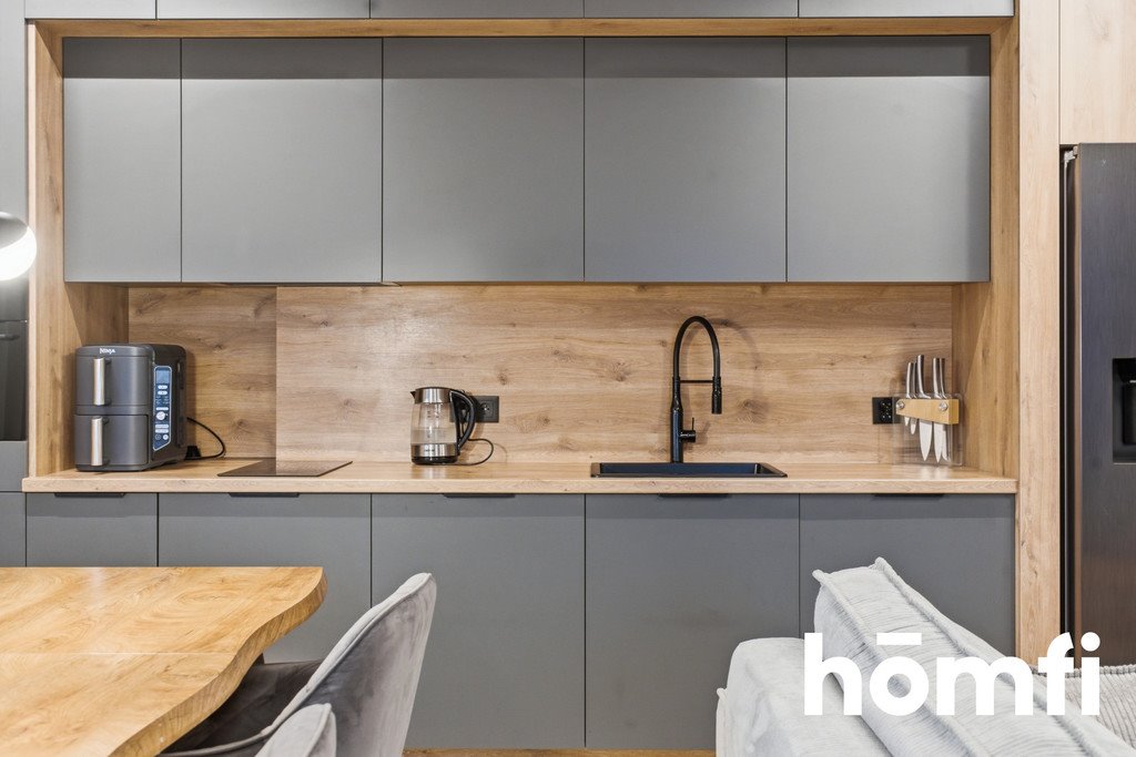 Nowoczesny apartament z ogrodem w Gliwicach, 66 m² Gliwice, Stare Gliwice, Karola Dickensa  66m2 Foto 1