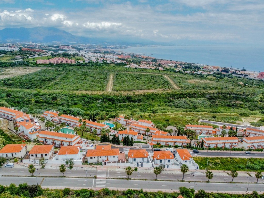 Mieszkanie dwupokojowe na sprzedaż Hiszpania, La Duquesa, La Duquesa  81m2 Foto 1