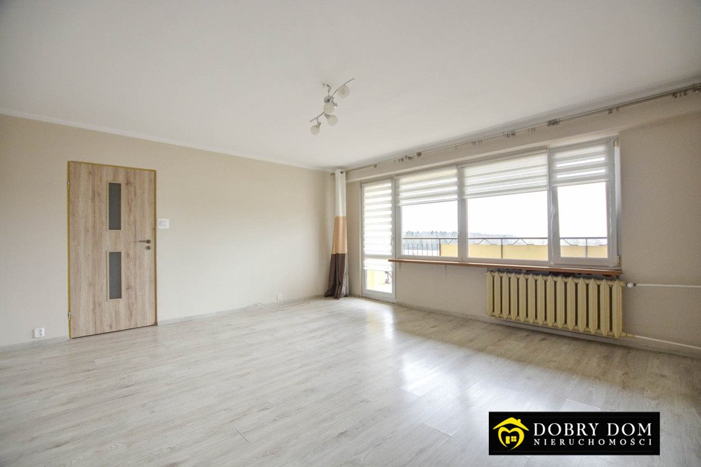 Mieszkanie czteropokojowe  na sprzedaż Mońki  72m2 Foto 1