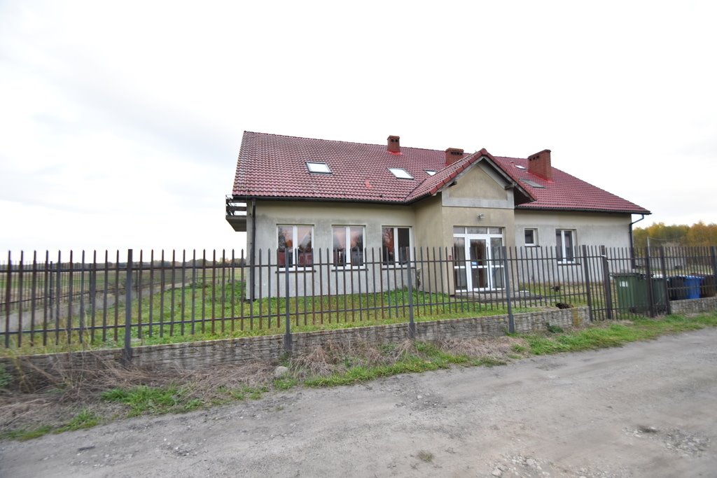 Lokal użytkowy na sprzedaż Wydrzyn  400m2 Foto 1