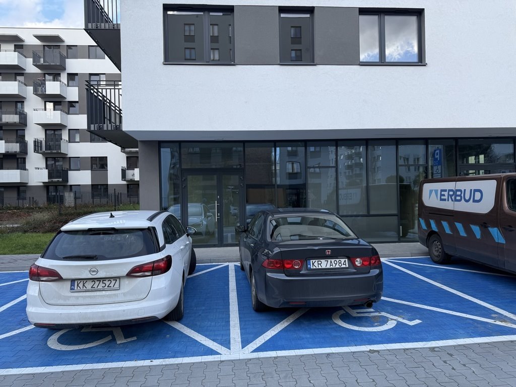 Lokal użytkowy na wynajem Kraków, Płaszów, Płaszów, Myśliwska  62m2 Foto 1