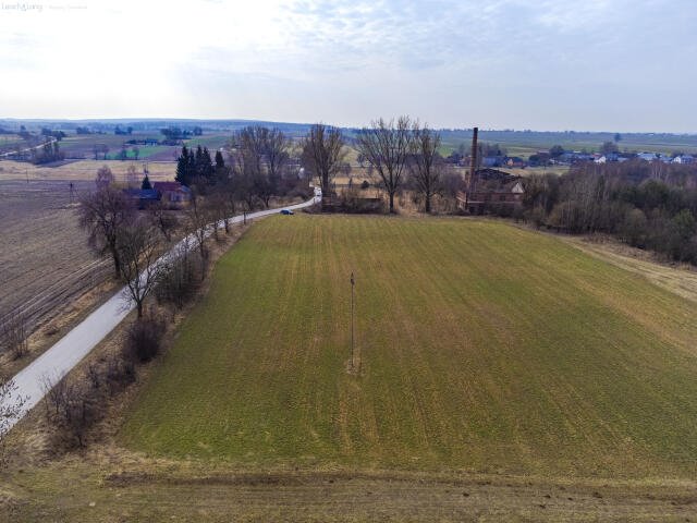 Do sprzedania rozległa działka inwestycyjna 8,1 ha z zabudowaniami Mstyczów  81 000m2 Foto 1