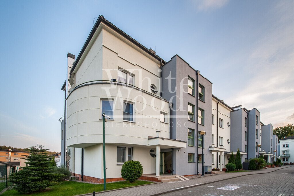 Zapraszam do wynajmu 63 m² mieszkania 3 pokoje z balkonem w Gdyni Gdynia, Mały Kack, Leśna  63m2 Foto 1