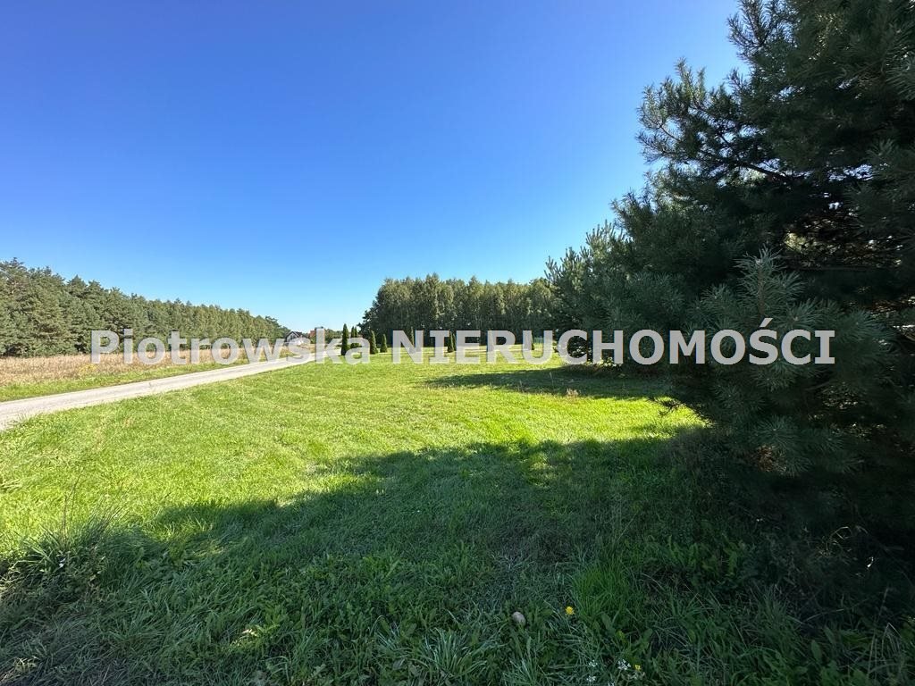Do sprzedania działka 1399 m² z mediami i lasem w Stoczkach Stoczki  1 399m2 Foto 1