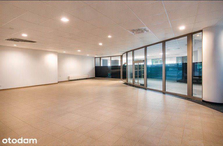 Lokal usługowy 142 m² w centrum handlowym, gotowy do działalności Warszawa, Praga-Południe  142m2 Foto 1