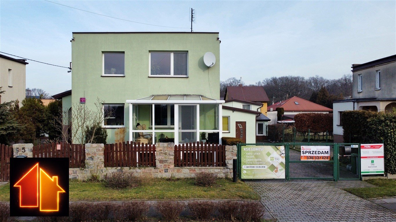 Dom z potencjałem na działalność i relaks w Kutnie Kutno, Stanisława Wyspiańskiego  102m2 Foto 1