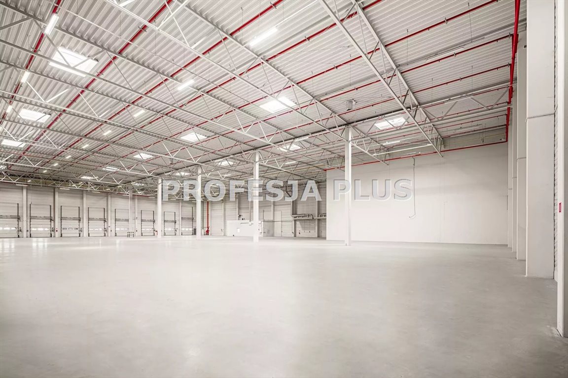 Magazyn klasy A 8 500 m² z dokami i biurami Czeladź  8 500m2 Foto 1