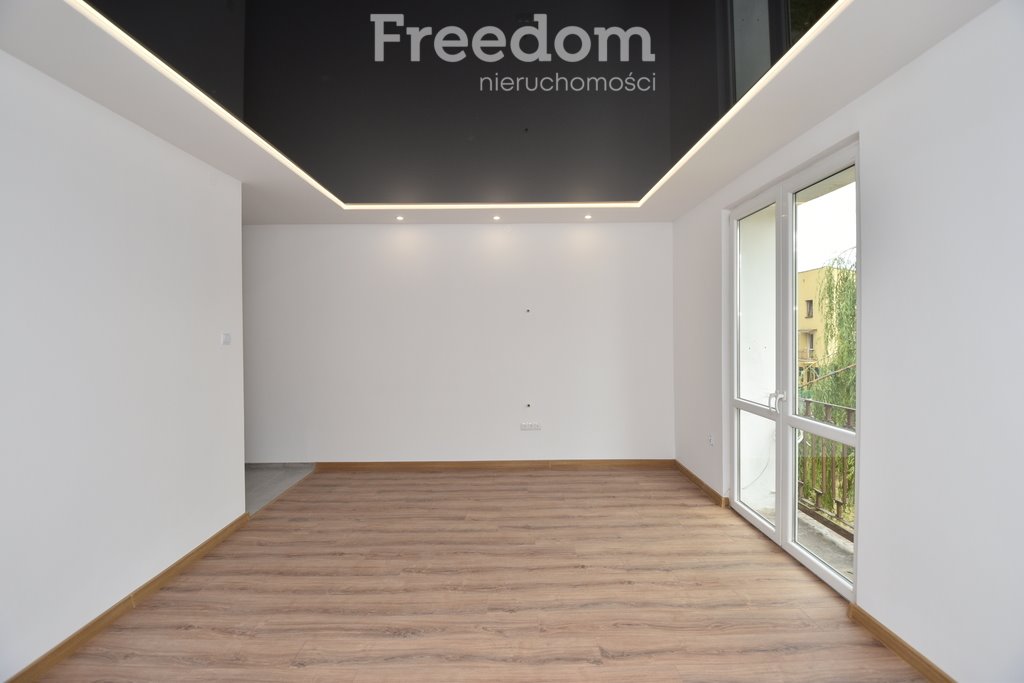 Mieszkanie dwupokojowe na sprzedaż Ostrowiec Świętokrzyski, Klimkiewiczowska  50m2 Foto 1