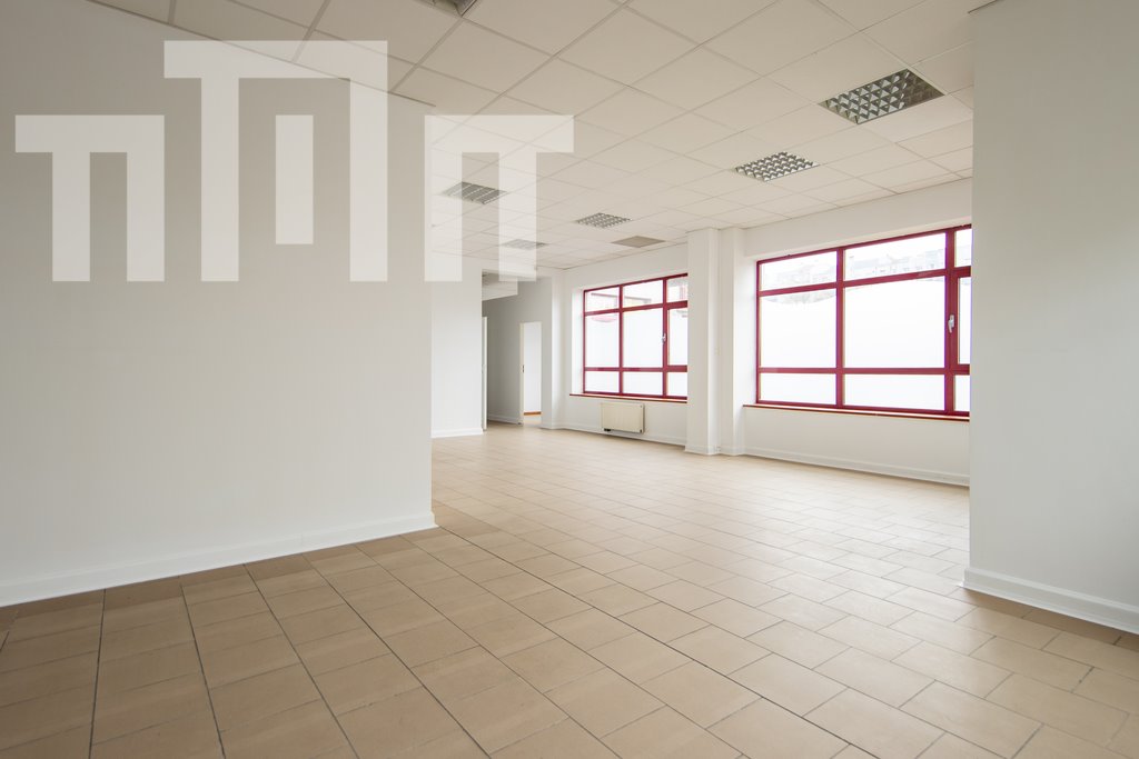 Lokal użytkowy na wynajem Rzeszów, Krakowska  116m2 Foto 1