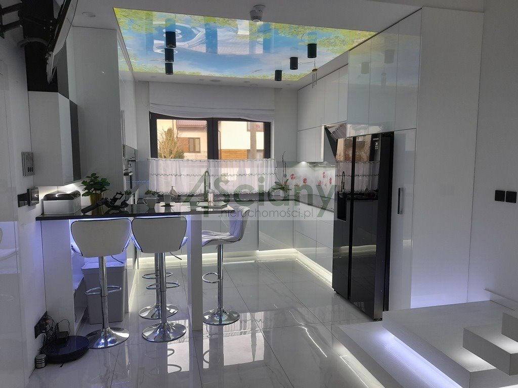 Nowoczesny dom 256 m² z inteligentnym systemem i ogrzewaniem podłogowym Wyszków  256m2 Foto 1