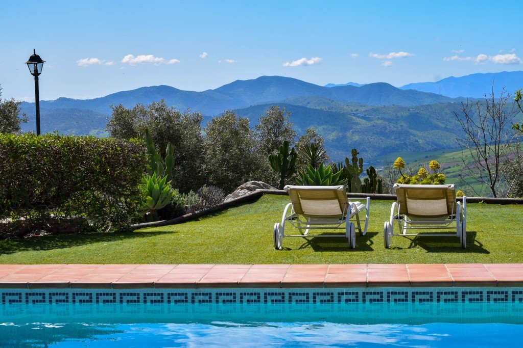 Ekskluzywna willa 313 m² z basenem i panoramicznym widokiem Hiszpania, Malaga  313m2 Foto 1